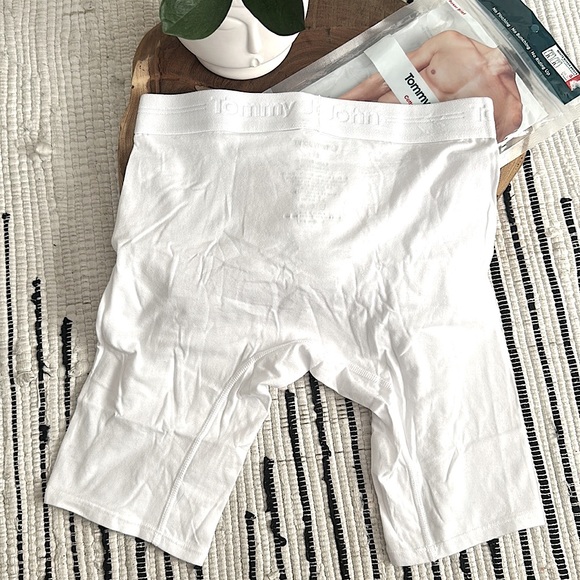 Tommy John - Picture 5 of 10